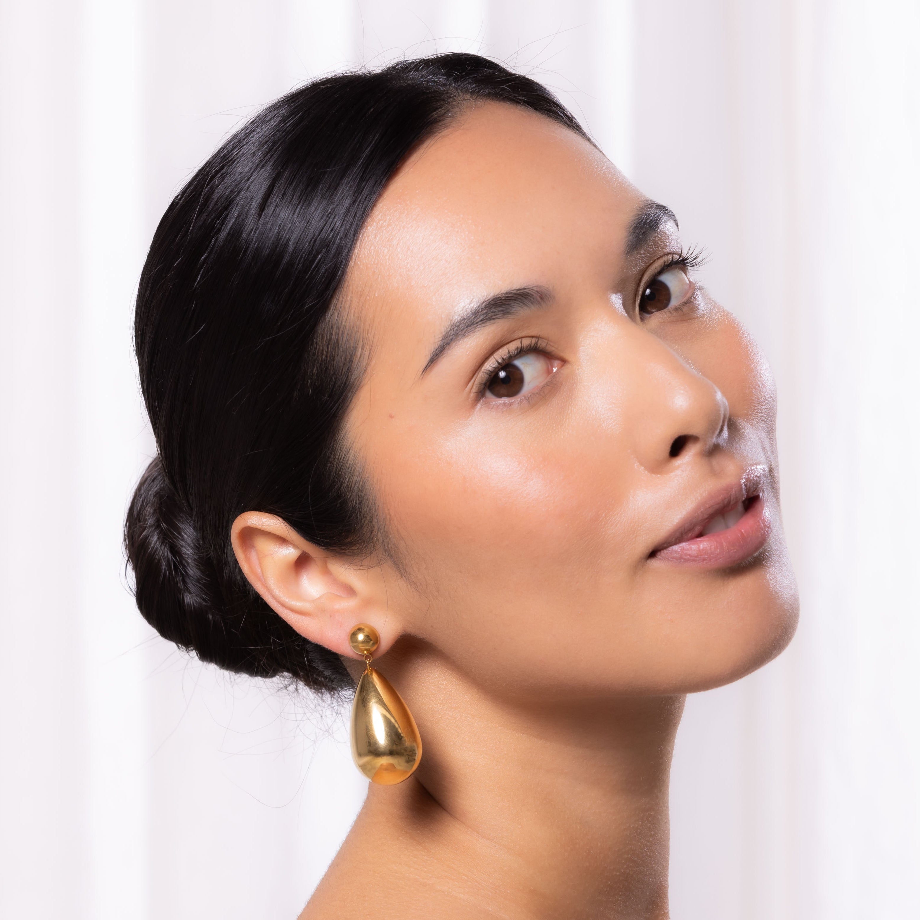 KAI EARRINGS - Black & Bloom