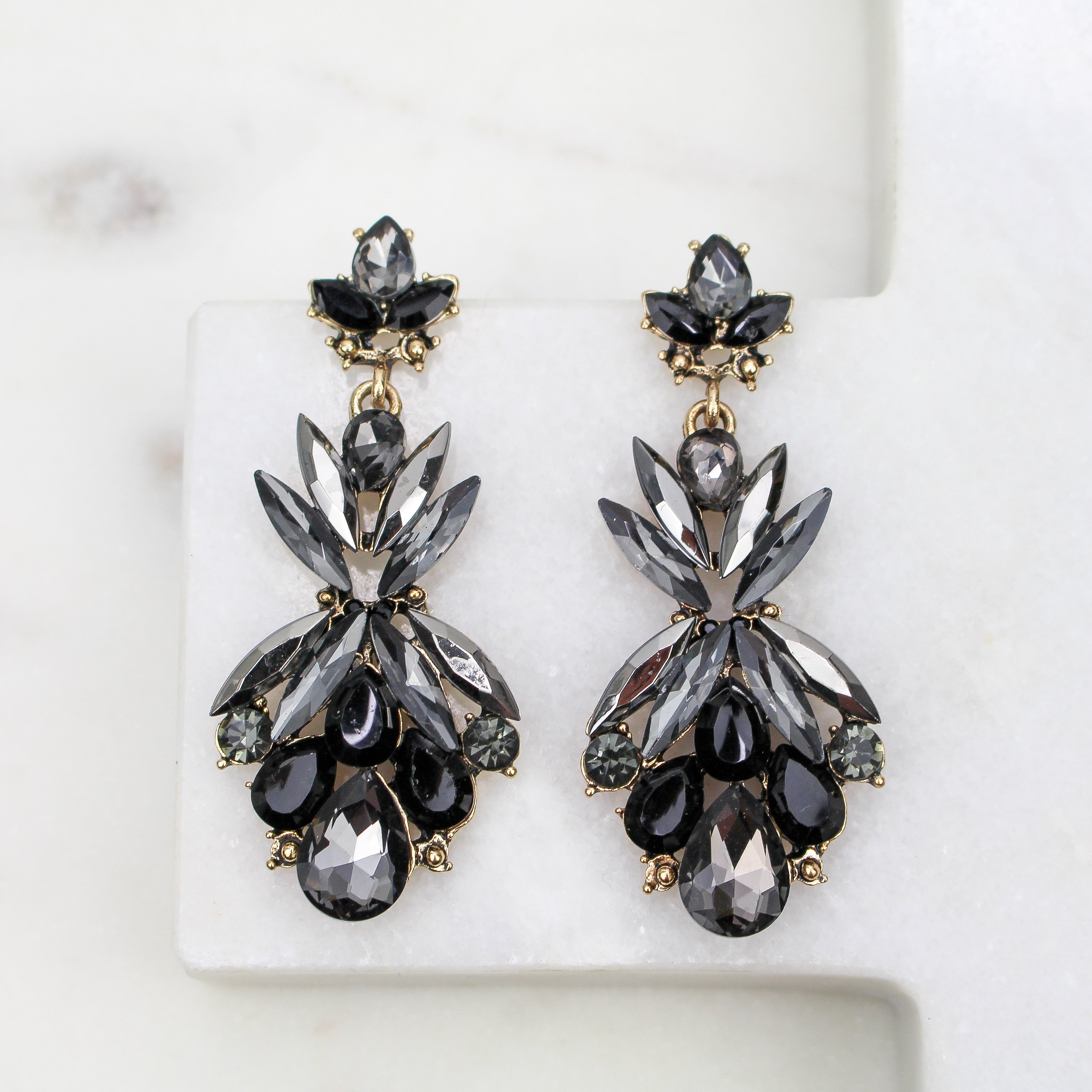 ARIA EARRINGS NOIR - Black & Bloom