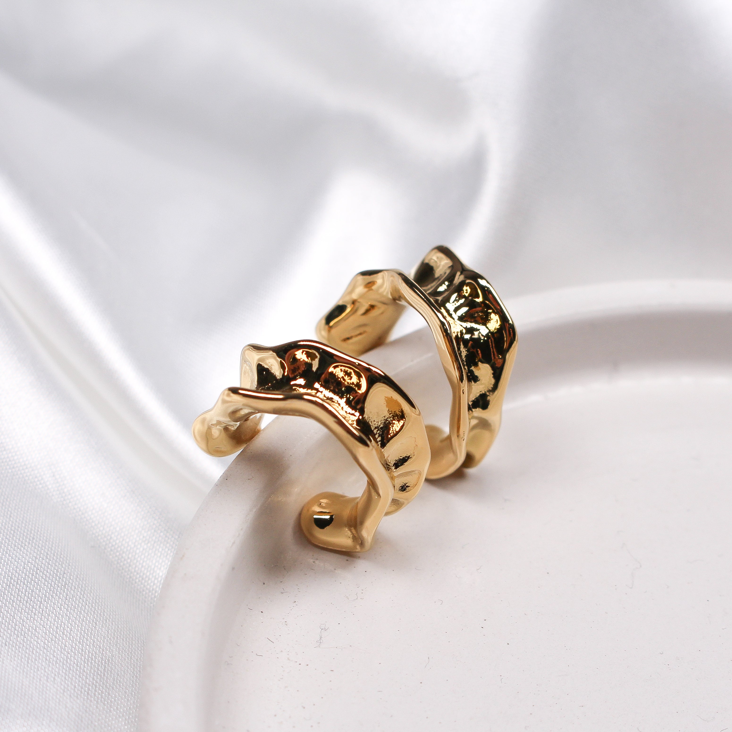 CHLOE EARRINGS - Black & Bloom