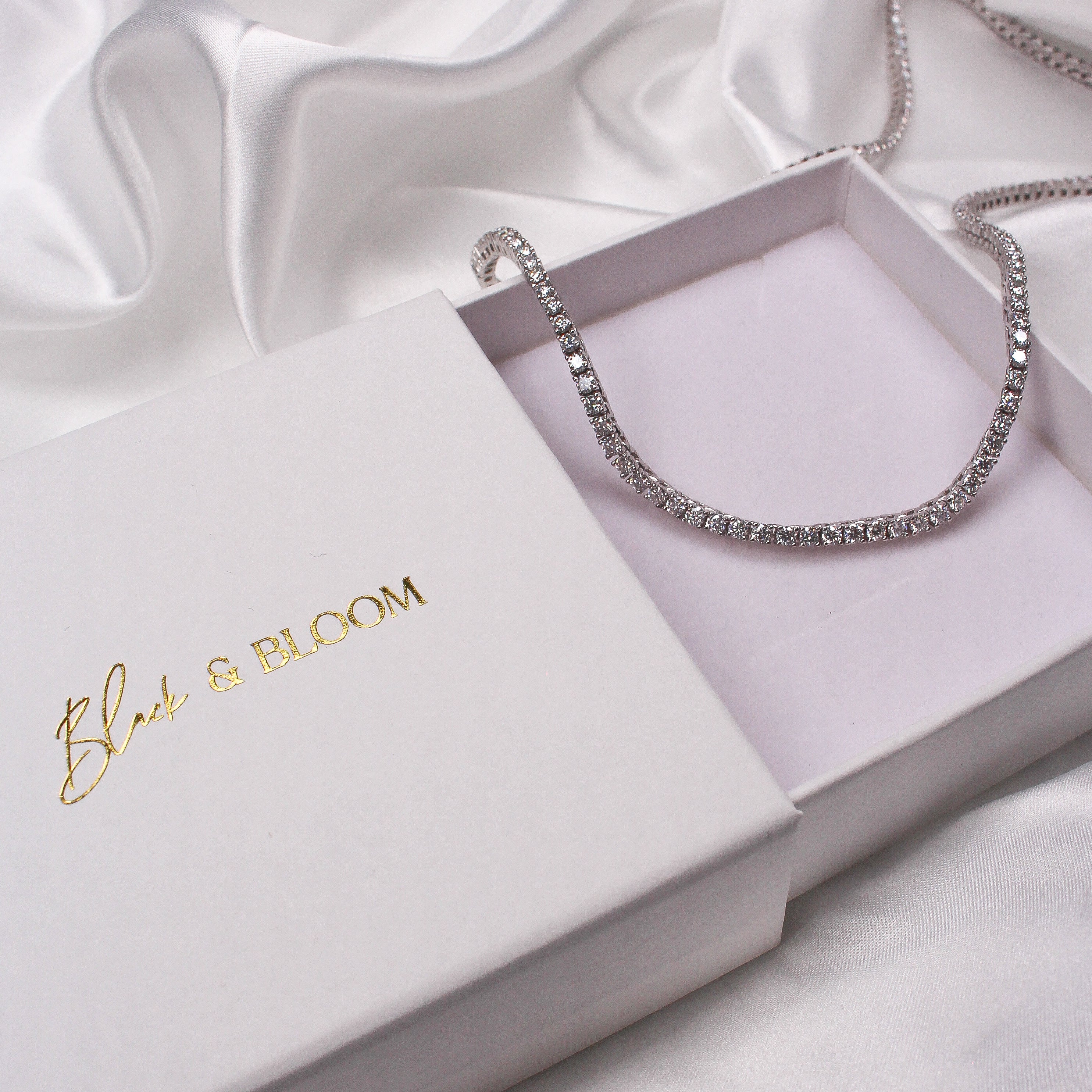 TENNIS NECKLACE - MOISSANITE - Black & Bloom