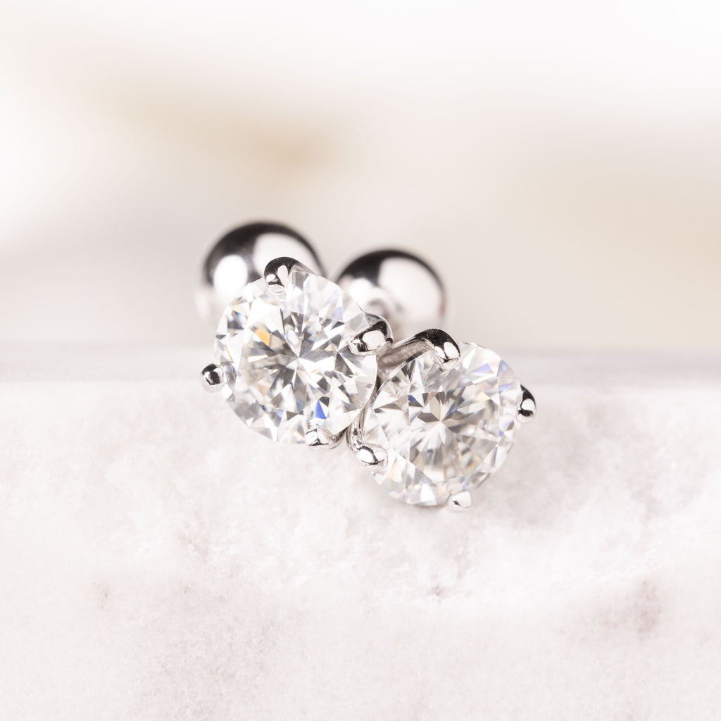 ROUND MOISSANITE EARRINGS - Black & Bloom