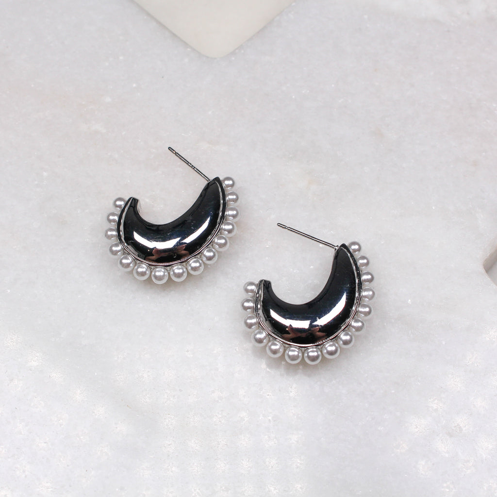 ELSA EARRINGS SILVER - Black & Bloom