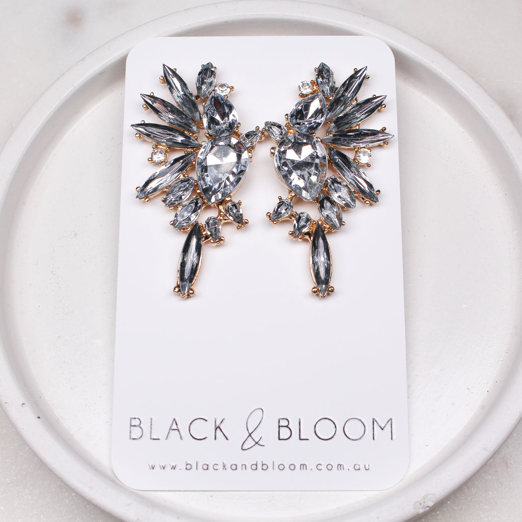 RAMONA EARRINGS WHITE - Black & Bloom
