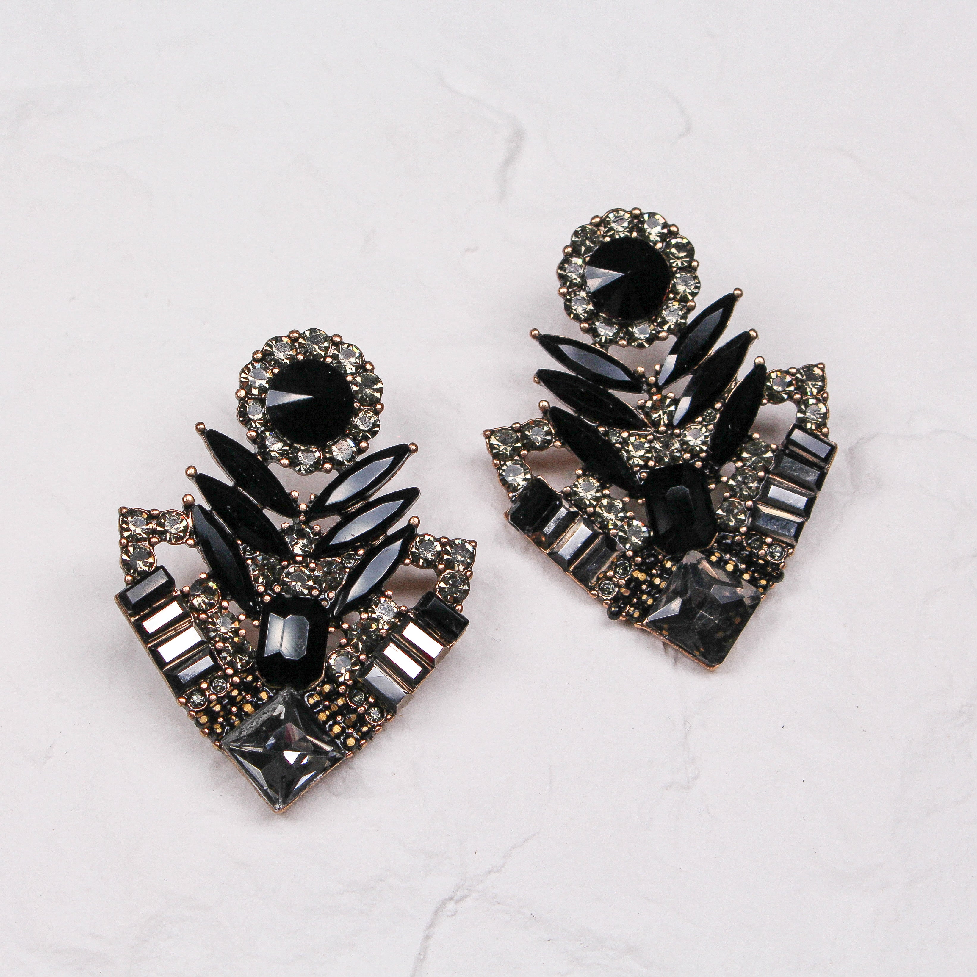 CAMILA EARRINGS NOIR - Black & Bloom